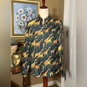 Gorgeous 100% Silk J Crew Top Blouse Button Up Size 2 NWOT Giraffes Fall Colors